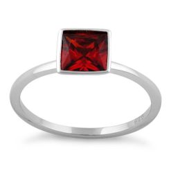 Alternative view of 925 Sterling Silver Princess Cut Solitaire Dark Garnet CZ Ring