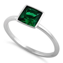 925 Sterling Silver Princess Cut Solitaire Emerald CZ Ring