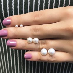 18 Karat Yellow Gold Fresh Water Pearl Studs