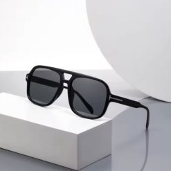 Large Frame Pilot SunGlasses Dark