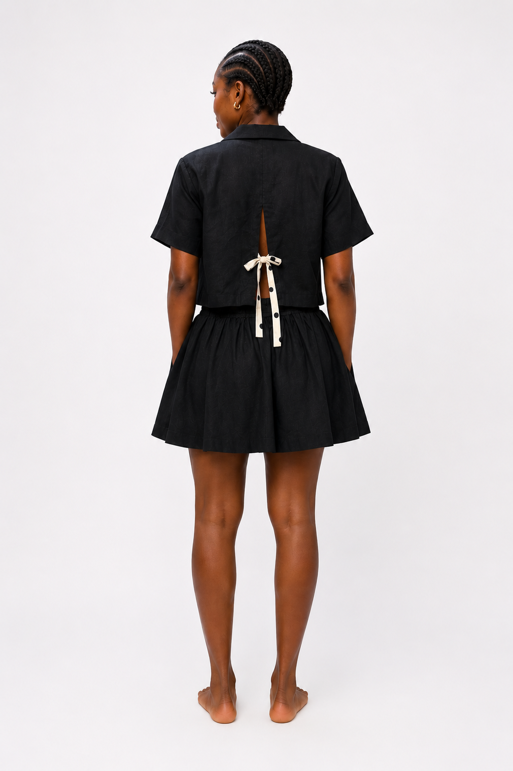 Black Linen Crop Shirt With Bow Back Detail - Image 3